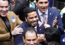 Acordo PT Centrão garante vaga no TCU para deputado