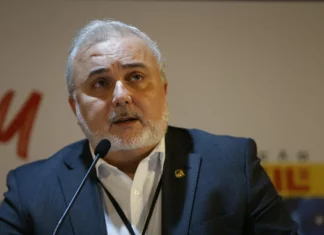 Salário do presidente da Petrobras vai a R$ 168 mil