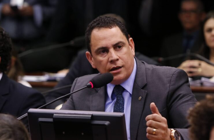 Capixaba vai relatar MP que altera IR sobre PJ – Pessoa jurídica