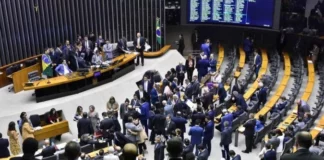 Pesquisa mostra que 77,9% dos brasileiros são a favor de regular redes sociais