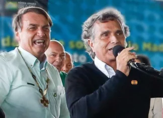 Bolsonaro tem mais de 9 mil presentes guardados em fazenda de ex-piloto
