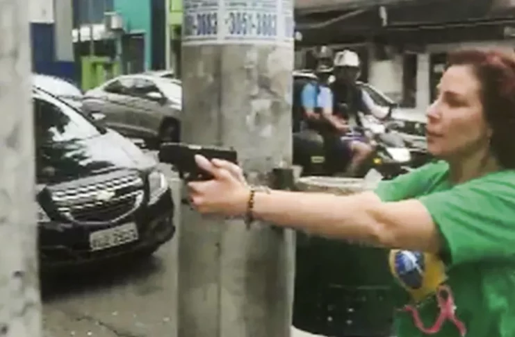 Deputada na linha de tiro: pode perder o mandato em 2025