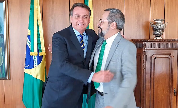 Ex-ministro de Bolsonaro detona ex-presidente: “Ladrão e mentiroso”
