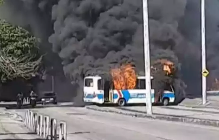 Rio sob domínio do crime: ‘No Rio política promove a protege a milícia’