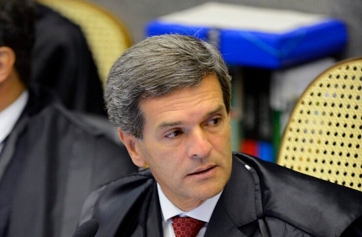 Briga do SBT contra a TV Tribuna do ES chega ao STJ