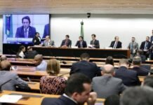 Deputado e senadores indicam R$ 8,1 bi em emendas Pix no Orçamento de 24