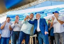Governador aproveita Lula no ES para cobrar ferrovia