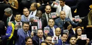 Deputados do PL foram os maiores alvos de denúncias por quebra de decoro em 23