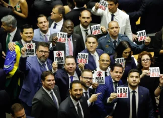 Deputados do PL foram os maiores alvos de denúncias por quebra de decoro em 23