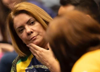 Mansão da ex-mulher de Bolsonaro não era alugada, é dela