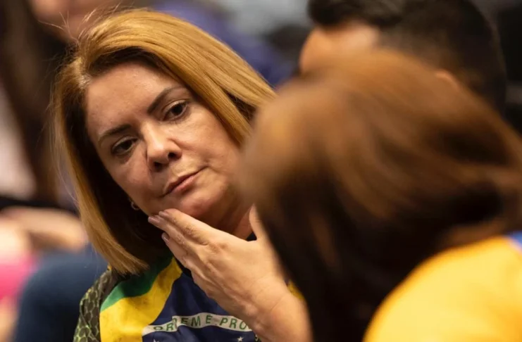 Mansão da ex-mulher de Bolsonaro não era alugada, é dela