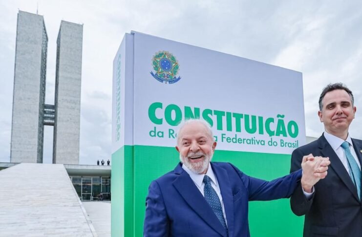 Presidente do Senado diz que redes sociais serão reguladas até julho