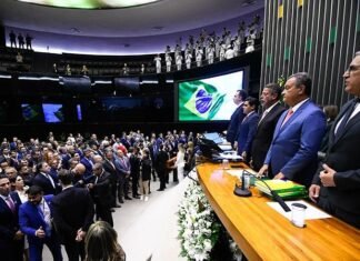 Presidente da Câmara nega tensão com Planalto, mas cobra pagamento de emendas