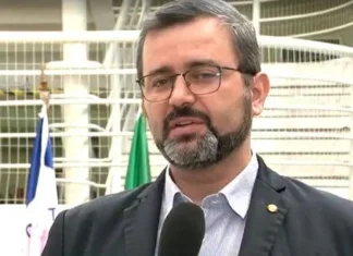 Lira pediu a Lula cabeça de secretário demitido do Ministério da Saúde