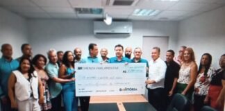 Deputados invadem reduto eleitoral de bolsonarista em Cariacica