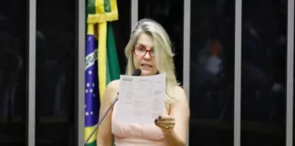 Ex-deputada Soraya Manato se filia ao PP de olho na vice prefeitura