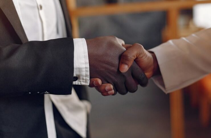 TSE prioriza voto em pretos e pardos nas eleições de outubro