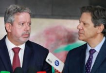 Ministro culpa Congresso por impedir déficit zero do governo