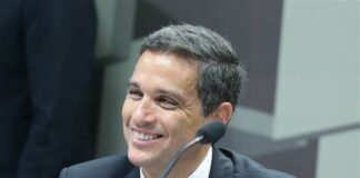 Juros altos do BC estão quebrando as micro empresas