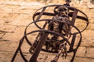 Prisão domiciliar ou vingança?