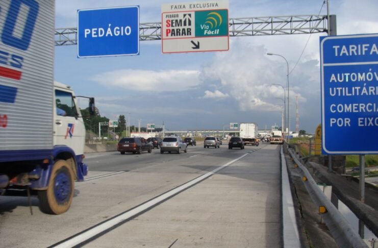 Câmara aprova projeto que isenta motorista que não pagar pedágio