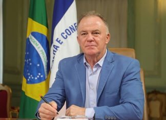 Pesquisa mostra favoritos para o Senado pelo ES em 2026