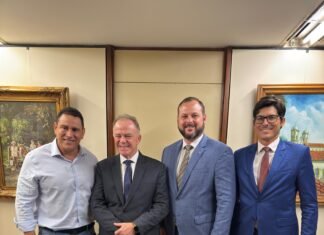 Casagrande lança deputado Da Vitória para o governo