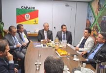 Deputado decide botar bloco na rua rumo ao Senado