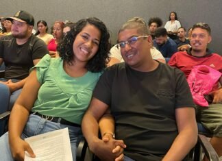 Casamento comunitário une 101 casais no Pontão de Brasília