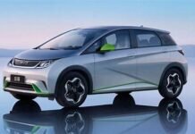 China manda mais 5.500 carros elétricos para burlar aumento