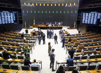Congresso tem semana movimentada; orçamento e definição de comissões