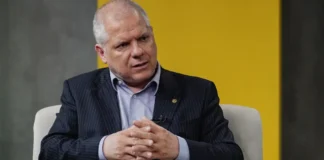 Escândalo no INSS compromete governo Lula
