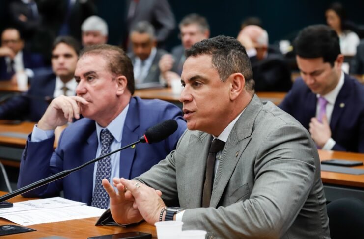 Ferrovia: Deputado convoca Vale e ministério para explicar atraso