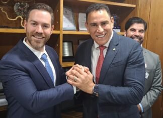 Sem candidato próprio, PSD admite apoiar deputado do PP para governador