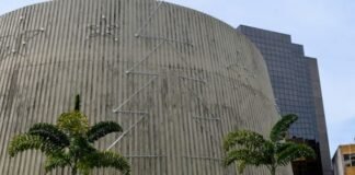 Câmara de Vereadores vai mudar para prédio de 11 andares no centro de Vitoria