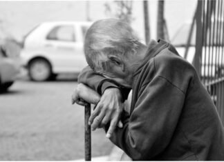 Brasília tem quase 10 mil casos de violência contra o idoso em 2025