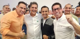 Ferraço critica Hartung e lança Da Vitória ao Senado