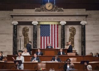 Os 8 senadores que estão nos EUA tentando barrar o tarifaço de Trump