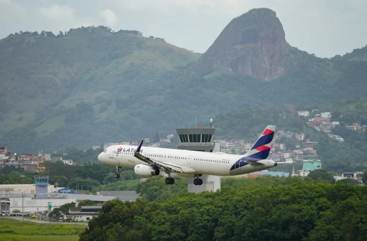Latam vai dobrar número de voos de Brasília para Vitória