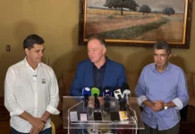 “Não serei candidato a nada. Arnaldinho deveria ser grato e aceitar vice de Ferraço”.