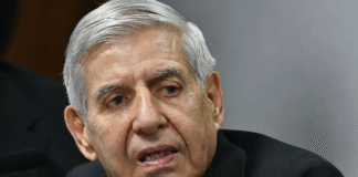 PF descobre espionagem ilegal da Abin de Bolsonaro em favor do filho