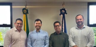 Prefeito de Vila Velha confirma filiação ao PP