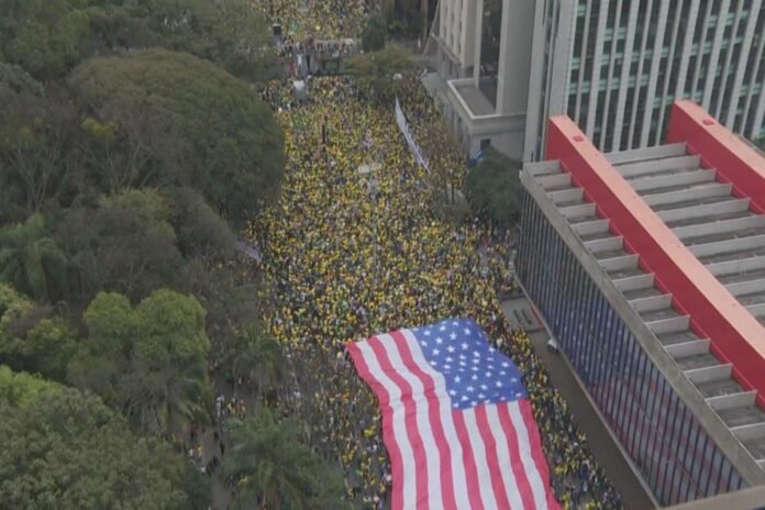 Eua-bandeira-Paulista