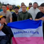 magno-malta-e-lucas-polese-ao-lado-do-deputado-federal-de-minas-gerais-nikolas-ferreira–3107291-article