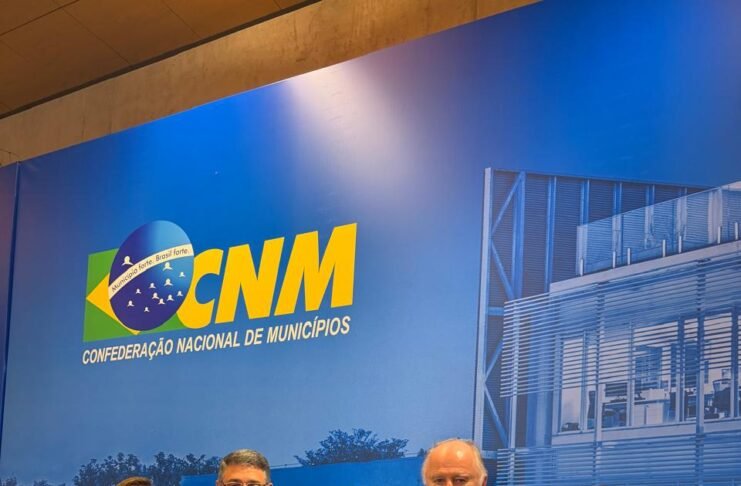 Prefeito participa em Brasília de mobilização contra pautas bombas