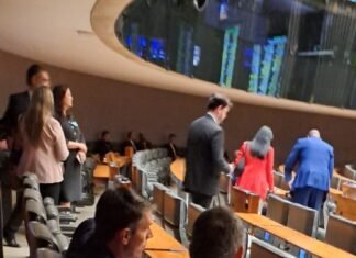 Amaro deixa Republicanos. Messias diz que fica ‘por enquanto”