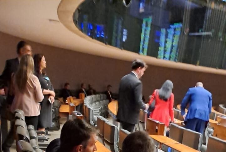 Amaro deixa Republicanos. Messias diz que fica ‘por enquanto”