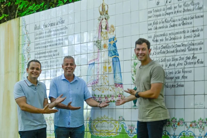 lorenzo-pazolini-evair-de-melo-e-arnaldinho-borgo-no-convento-da-penha-3148411-article