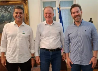 PSD quer vice e vaga ao Senado para apoiar Ferraço
