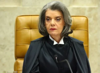Supremo frustra nação e nada decide sobre envolvimento de ministros